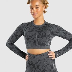 GYMSHARK Adapt Camo Long Sleeve Workout Cropped Top w/ Cutout Size Large